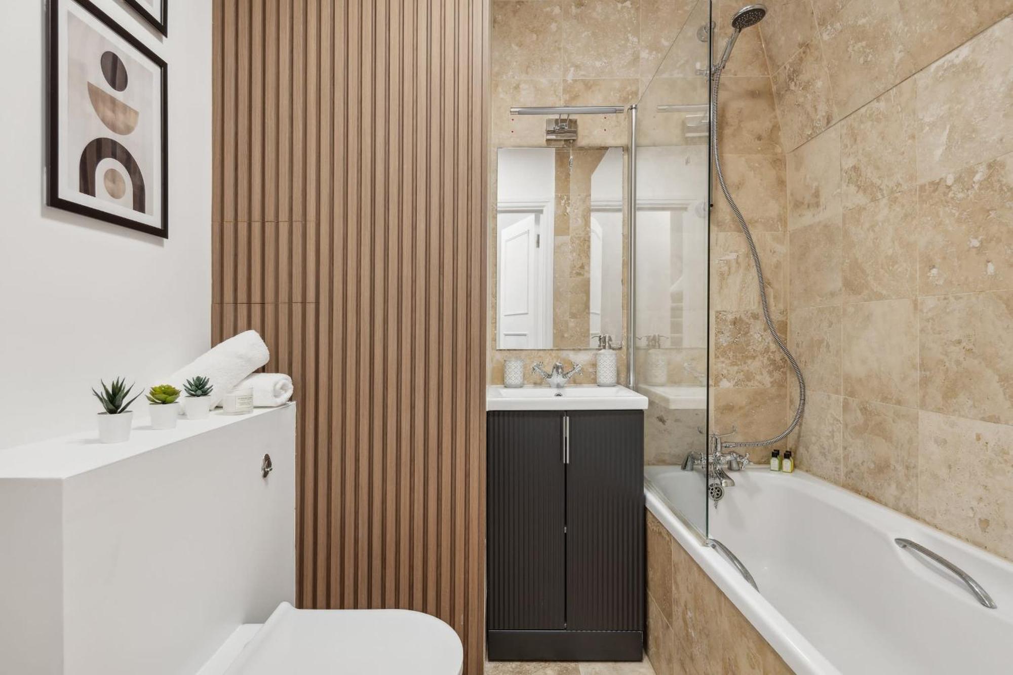 The Heart Of Westminster - 2Br - Cityapartmentstay London Luaran gambar