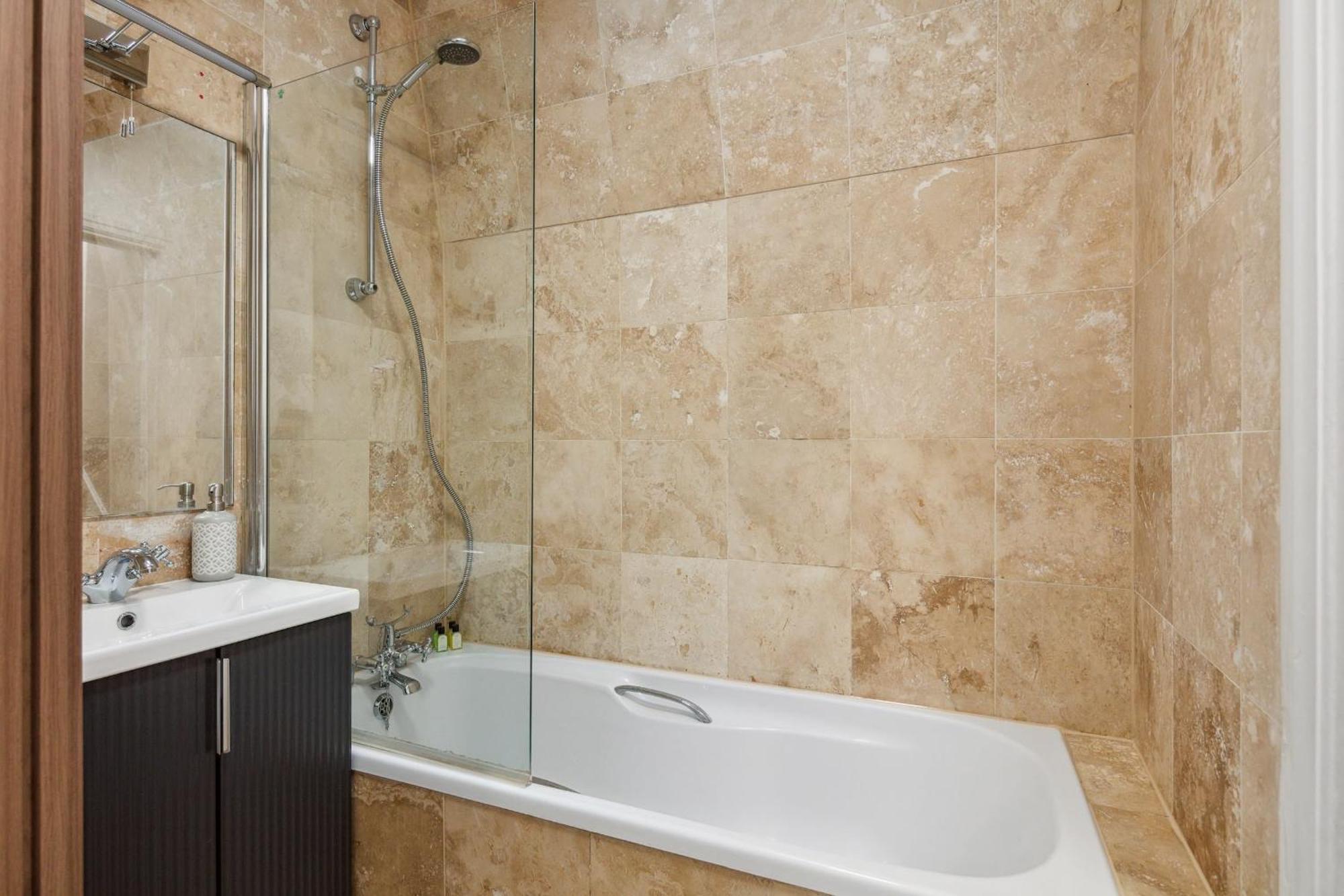The Heart Of Westminster - 2Br - Cityapartmentstay London Luaran gambar